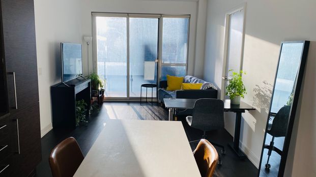 For Lease - 1030 King Street Unit# 428, Toronto, Ontario - Photo 1