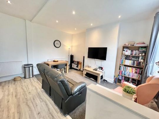 2 bedroom house to rent - Photo 1