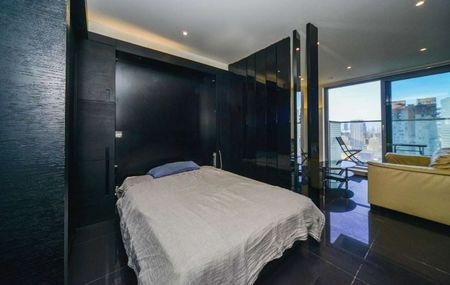 Studio Flat, Pan Peninsula Square, E14 - Photo 2