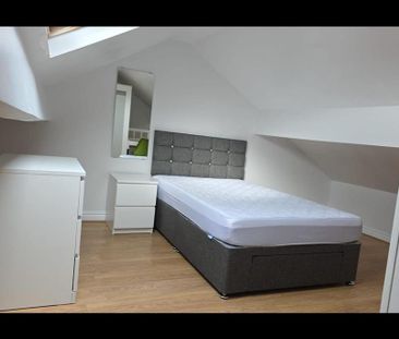 5 bedroom terraced house to rent - Photo 1