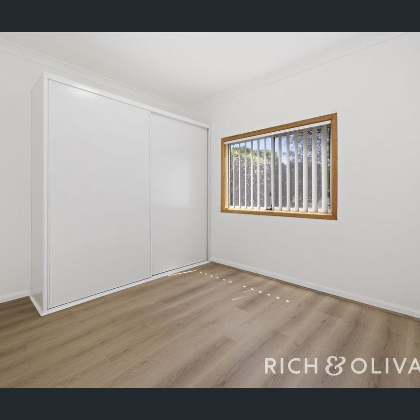 REGISTER TO INSPECT TUESDAY EVENING 10/02 OR CONTACT AGENT - Photo 1