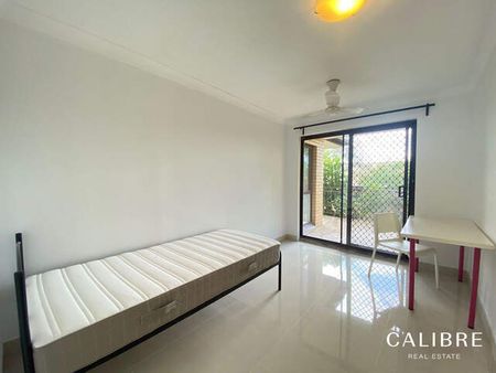 9/32 Mitre Street, St Lucia, QLD, 4067 - Photo 2