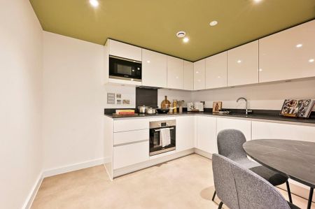 Studio to rent - Photo 2