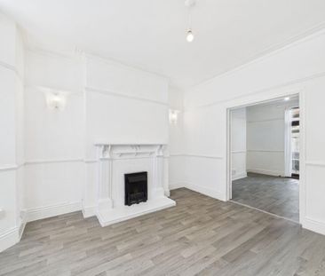 3 Bed Terraced House, Adelaide St, CH44 - Photo 6