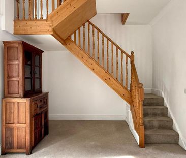 2 bedroom terraced house to rent - Photo 3