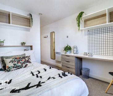 1 bedroom in a flat share to rent - Photo 4