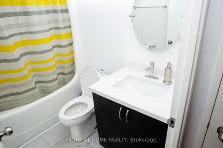 For Lease - 7 Bishop Avenue Unit# 1104, Toronto, Ontario - Photo 2