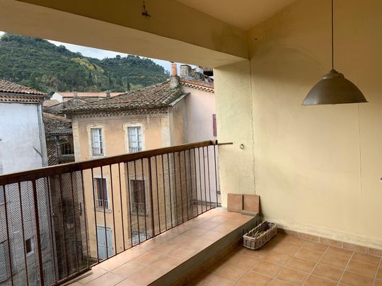 Location Appartement 4 pièces 77m² LES VANS 07140 - Photo 1