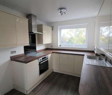 Ardendale, Harwood Grove, Shirley, B90 - Photo 3