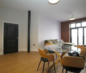 2 bedroom penthouse to rent - Photo 1