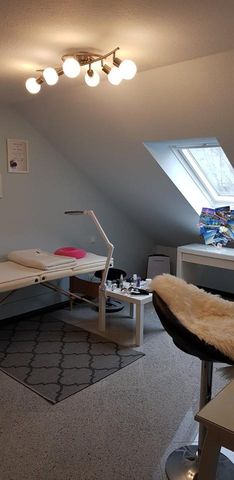 ▶ Top Wohnung in Aschaffenburg Stadtteil zu vermieten - Photo 2