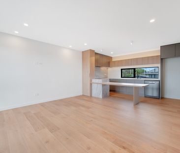 Close to everywhere. - Photo 2