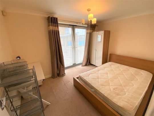 3 bedroom apartment to rent - Photo 1