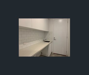 Family Home In Prime Location - Photo 5