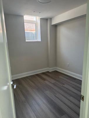 For Lease - 18 observatory Crescent, Brampton, Ontario - Photo 1