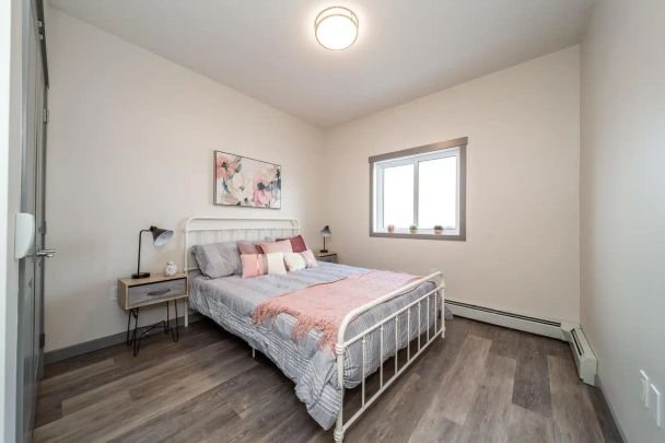 Tamarack Heights Apartments — 2 bed 2 bath - Photo 1