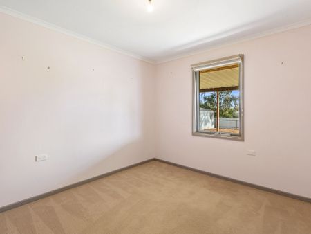 17 Birubi Way, Morphett Vale - Photo 2