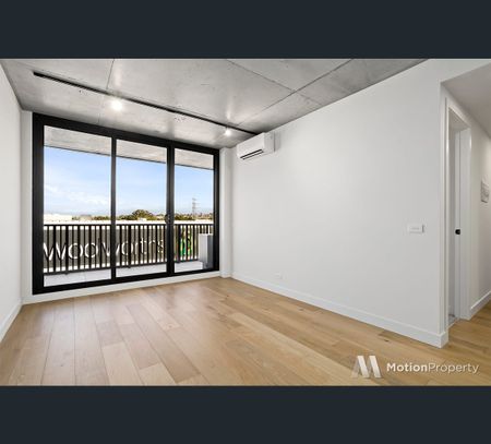 104/757 Toorak Road, Hawthorn East, Vic 3123 - Photo 5