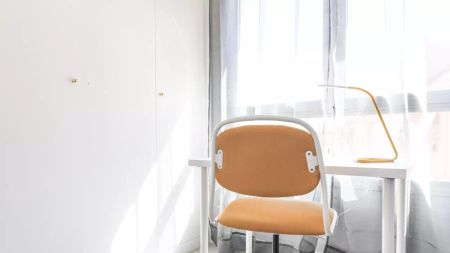 1-bedroom apartment for rent in Adelfas. - Foto 2