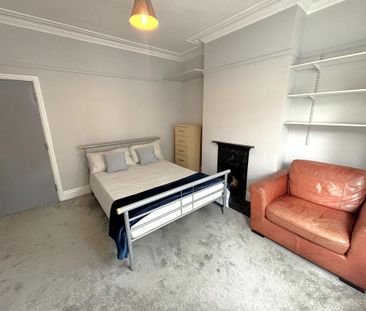 5 bedroom house share to rent - Photo 4