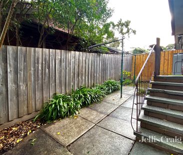 1/14 Beaconsfield Road, Briar Hill - Photo 1