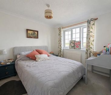 3 bedroom terraced house to rent - Photo 4