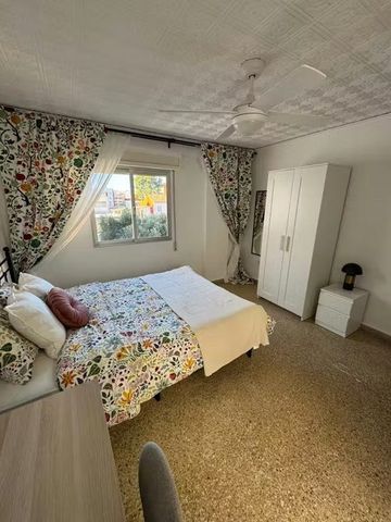 Carrer de Valentín Planells, Torrent, Valencian Community 46900 - Photo 3