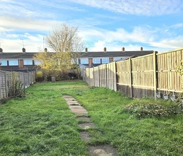 3 Bed Terraced House, Warren Road, LU1 - Photo 5