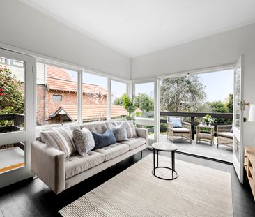 31 Ranfurlie Crescent, Glen Iris VIC 3146 - House For Rent | Domain - Photo 1