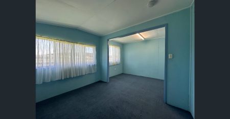 TWO BEDROOM HOME, CLOSE TO THE BEACH! - Photo 3