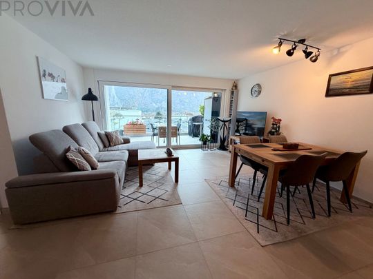 Light, modern, large terrace and optimal sunshine - Photo 1