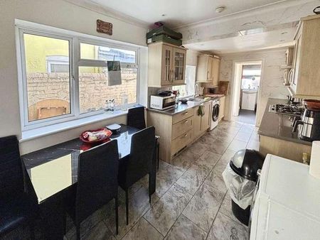Colbourne Street, Swindon, SN1 - Photo 5