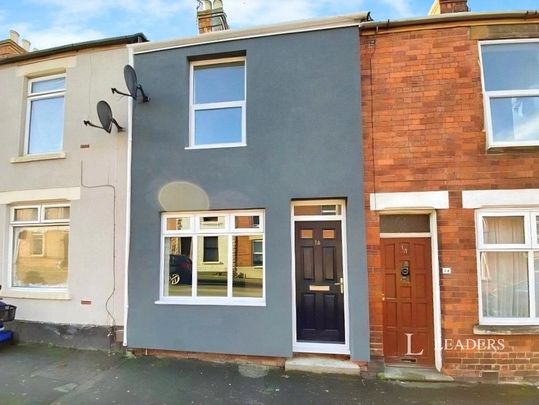 3 bedroom terraced house to rent - Photo 1