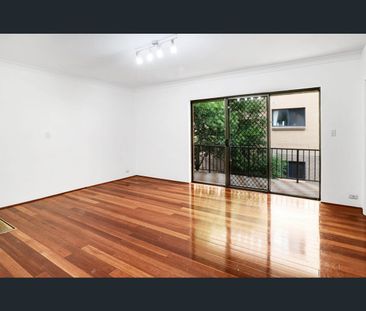 2/38 Hudson Street, Hurstville, NSW 2220 - Photo 3