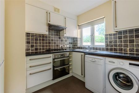 3 bedroom apartment to rent - Photo 3