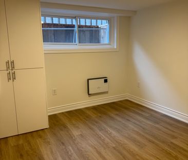 For Lease - 1590 Liveoak Drive Unit# Basement, Mississauga, Ontario - Photo 1