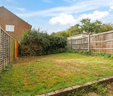 4 bedroom semi-detached house to rent - Photo 1