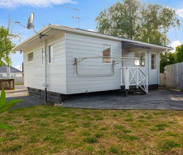 Charming 1BR house with Garden! - Photo 4