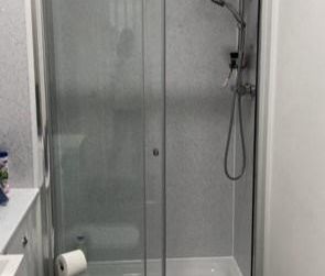 1 bedroom in a flat share to rent - Photo 5