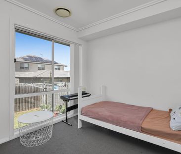 16 Clement Road, Edmondson Park, NSW 2174 - Photo 3