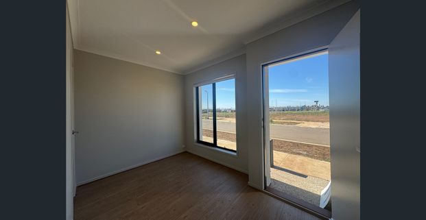 Modern 2-Bedroom Townhome in Mambourin Estate by Frasers - Photo 1