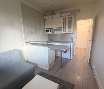 Location Appartement 1 pièce 16m² VERSAILLES 78000 - Photo 2