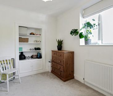 The Shrubbery, Surbiton - 2 bedrooms Property for lettings - Seymours - Photo 3