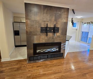 For Lease - 5223 Fairford Crescent Unit# 79, Mississauga, Ontario - Photo 2