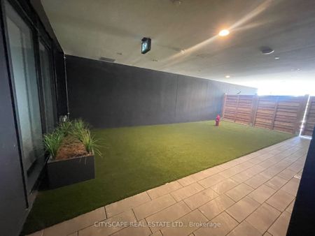 For Lease - 319 Jarvis Street Unit# PH 16, Toronto, Ontario - Photo 2