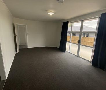 15c Anzac Avenue - Photo 2