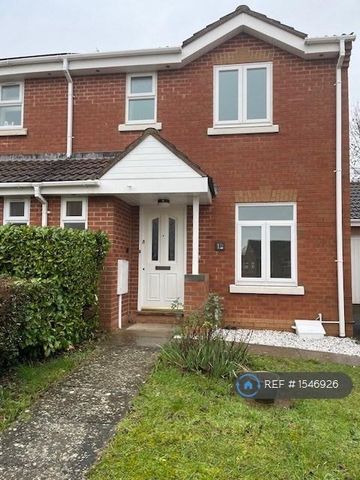 3 bedroom semi-detached house to rent - Photo 4