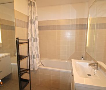 Location Appartement 3 pièces 56m² MARSEILLE 4ème - Photo 6