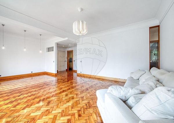 Apartamento T3 em Lisboa