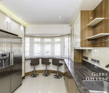 4 bedroom detached house to rent - Photo 6